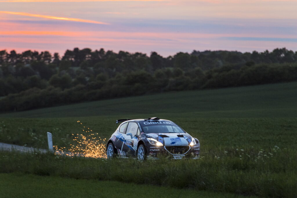Loerdag aften lagde Kenneth Madsen og Mette Felthaus foto Jokum Tord Larsen