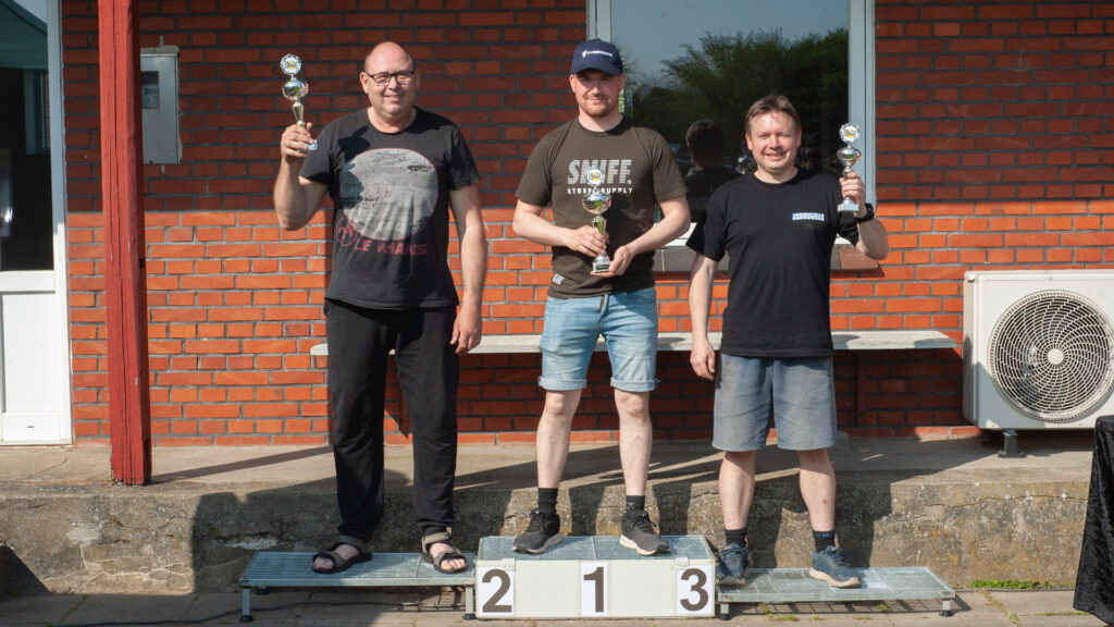 Rally Team Mejer scorede gode point i første afdeling af Danmarksmesterskabet i hillclimb. 3 Rene Mejer snuppede pokalen for en 3. plads med hjem til pokalskabet