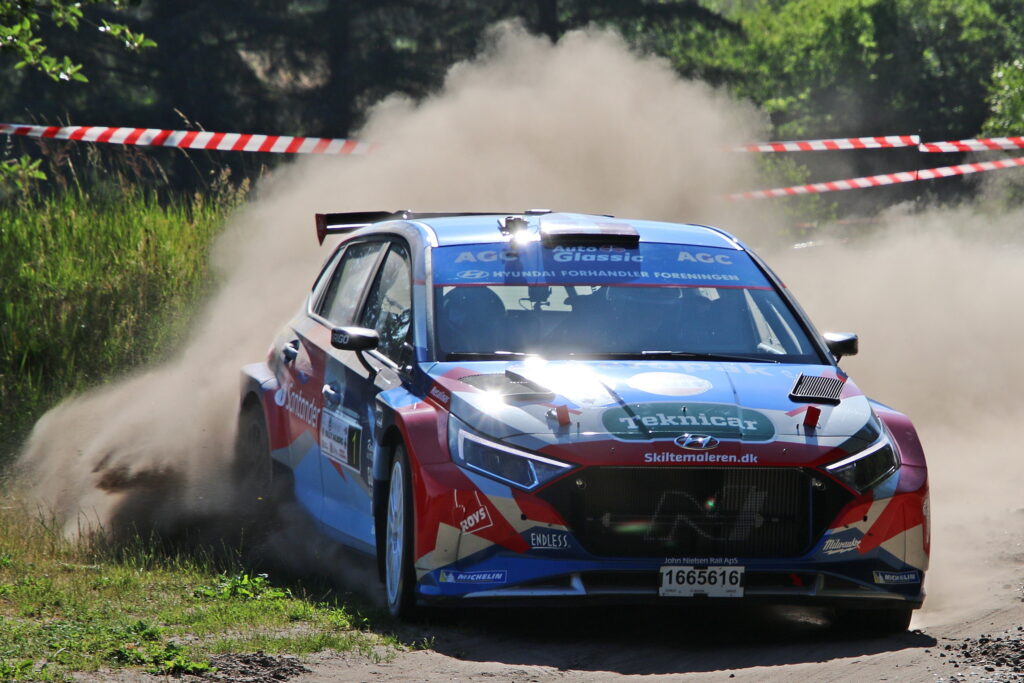 I weekenden gaelder det sidste runde af Dansk Super Rally for Ib Kragh og Karsten Isaksen