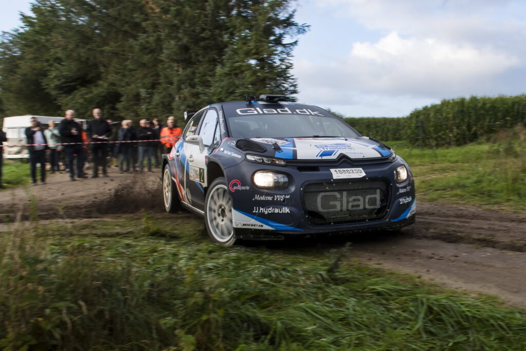 Sejren i Rally Stoholm gav Kenneth Madsen og Mette Felthaus DM guldet i Rally2 klassen foto Jokum Tord Larsen