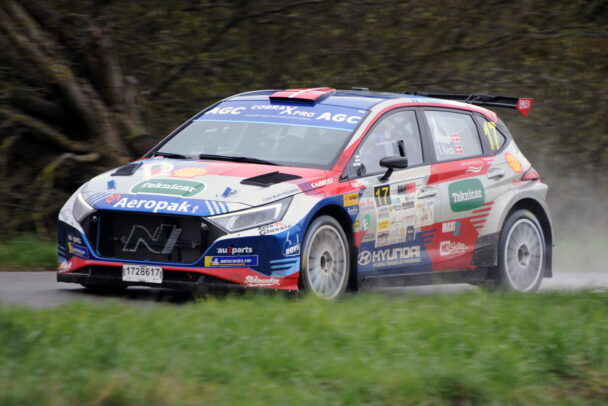 Det blev til en andenplads for Ib Kragh og Jeannette Kvick i Rally Yding