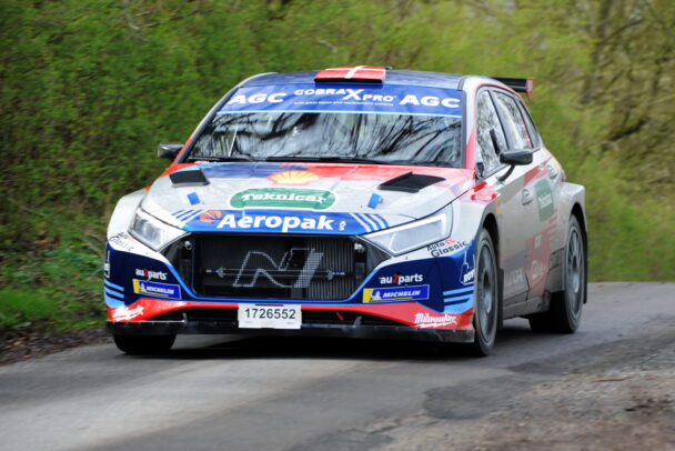 Loerdag gaelder det foerste afdeling af Dansk Super Rally for Ib Kragh