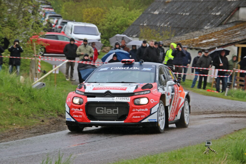 Kenneth Madsen og Mette Felthaus lagde sig i midten af april i front for Dansk Super Rally foto Allan Post Christiansen
