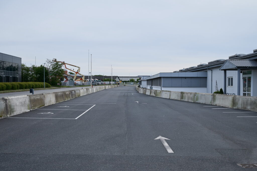 De foerste hundrede meter af flere kilometer betonvaern foto Classic Race Viborg Medieteam