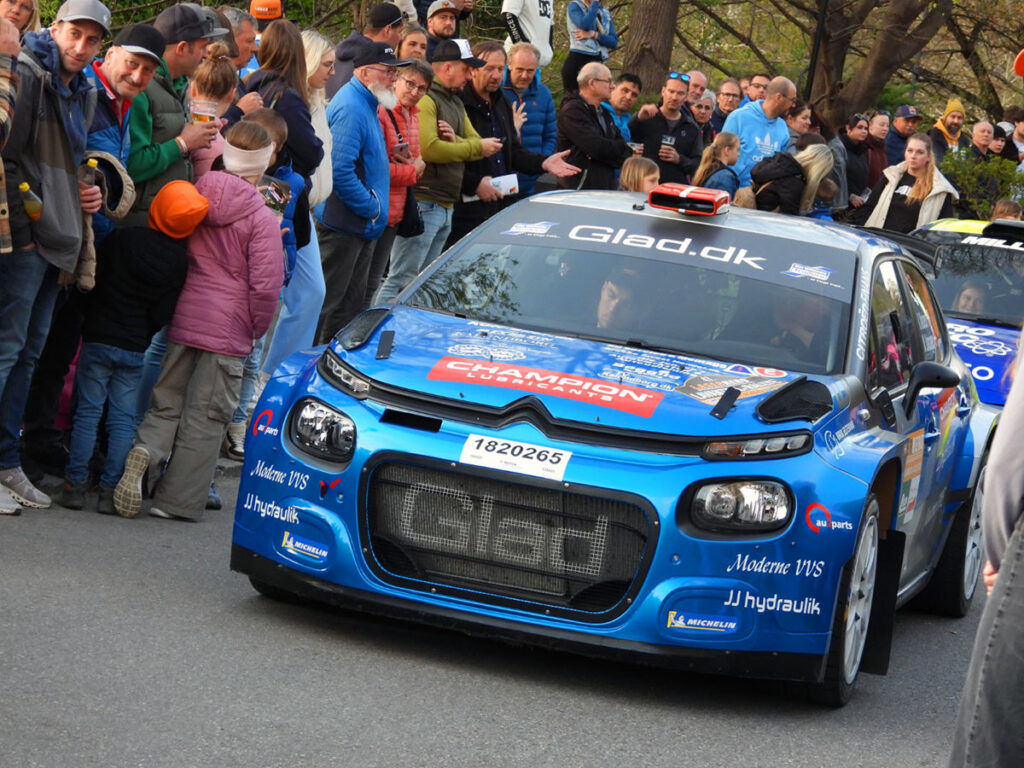 En fejl er fundet og Glad Sports Citroen C3 Rally2 er klar til at yde det optimale foto Glad Sport