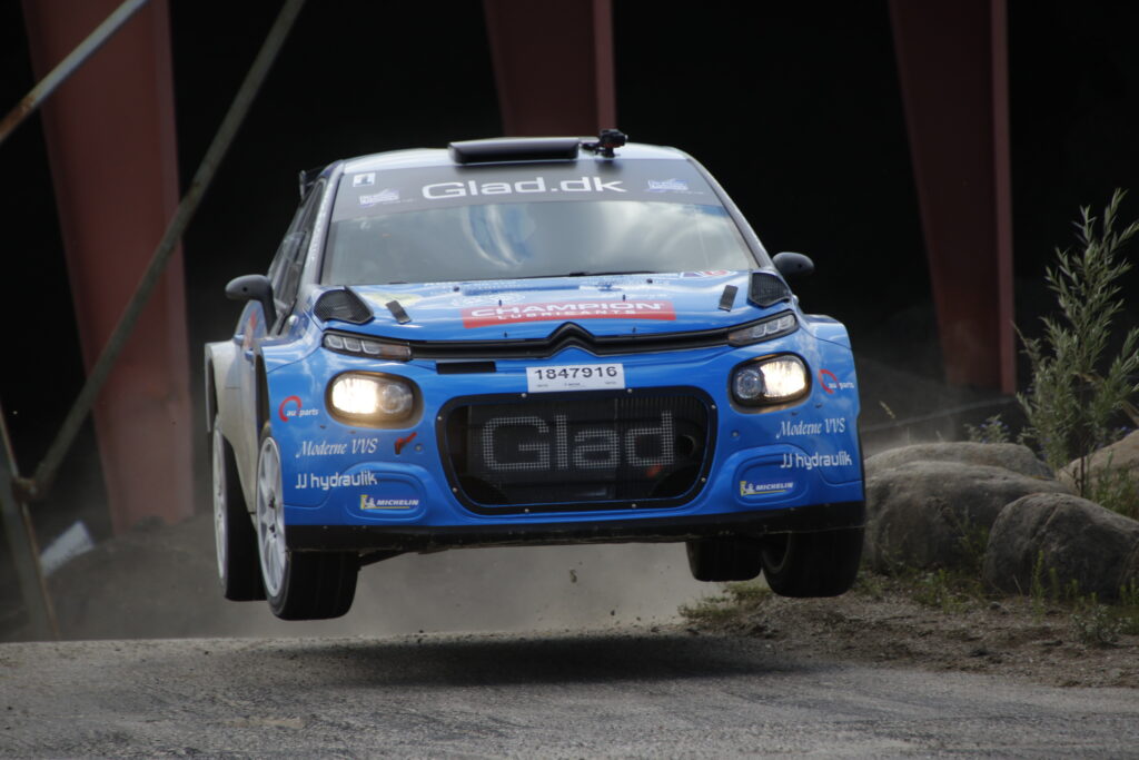 Kenneth Madsen tog sin tredje og Mads Dalsager sin foerste generelle sejr i KOMO Rallysprint foto Allan Christensen